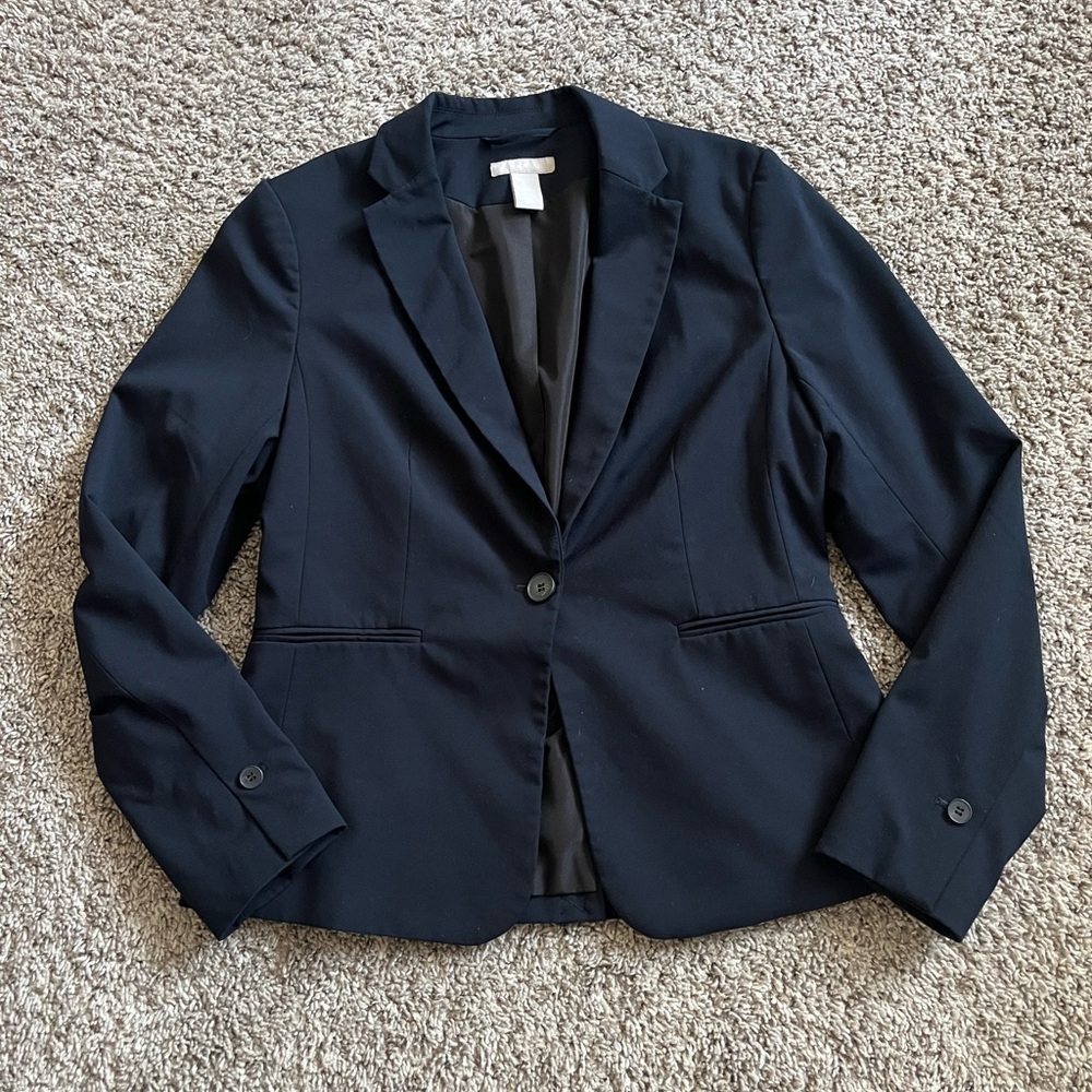 H&M Navy Women’s Business Preppy Collared Blazer Sz Small button closure